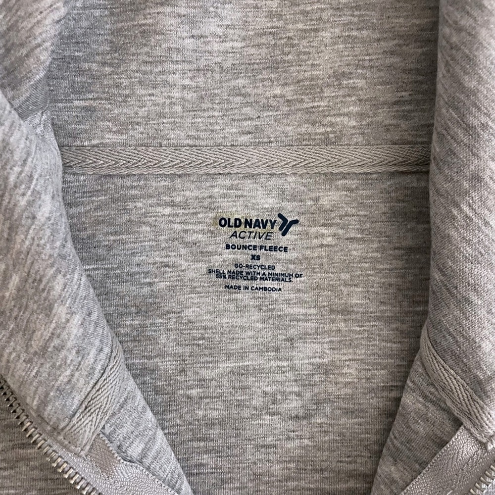 Old Navy Active Bounce Fleece Quarter Zip Pullover Gray Cropped Sweatshirt XS - Picture 6 of 9